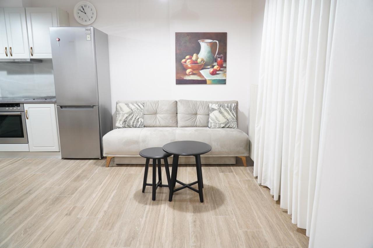 Larissa Downtown Apartment With Parking Ngoại thất bức ảnh